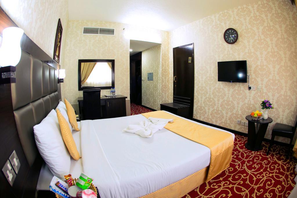 Rafee Hotel ドバイ エクステリア 写真